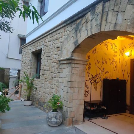 Nomads Nest Hostel Haiderabad Buitenkant foto