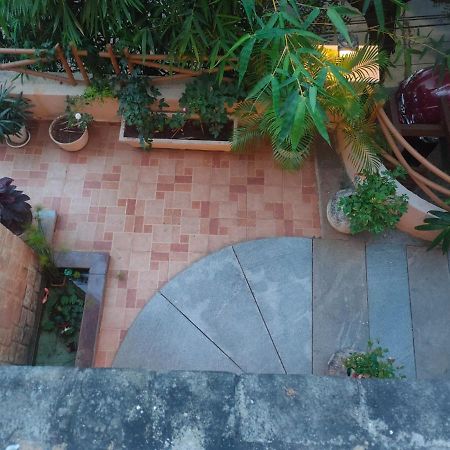 Nomads Nest Hostel Haiderabad Buitenkant foto