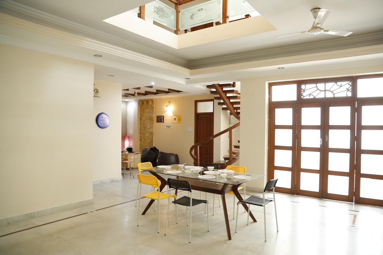 Nomads Nest Hostel Haiderabad Buitenkant foto
